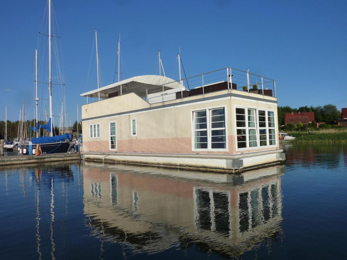 Hausboot Lagoon Bateau-hôtel Stralsund