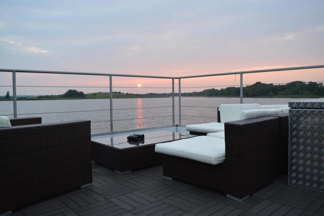 Hausboot Lagoon Bateau-hôtel Stralsund