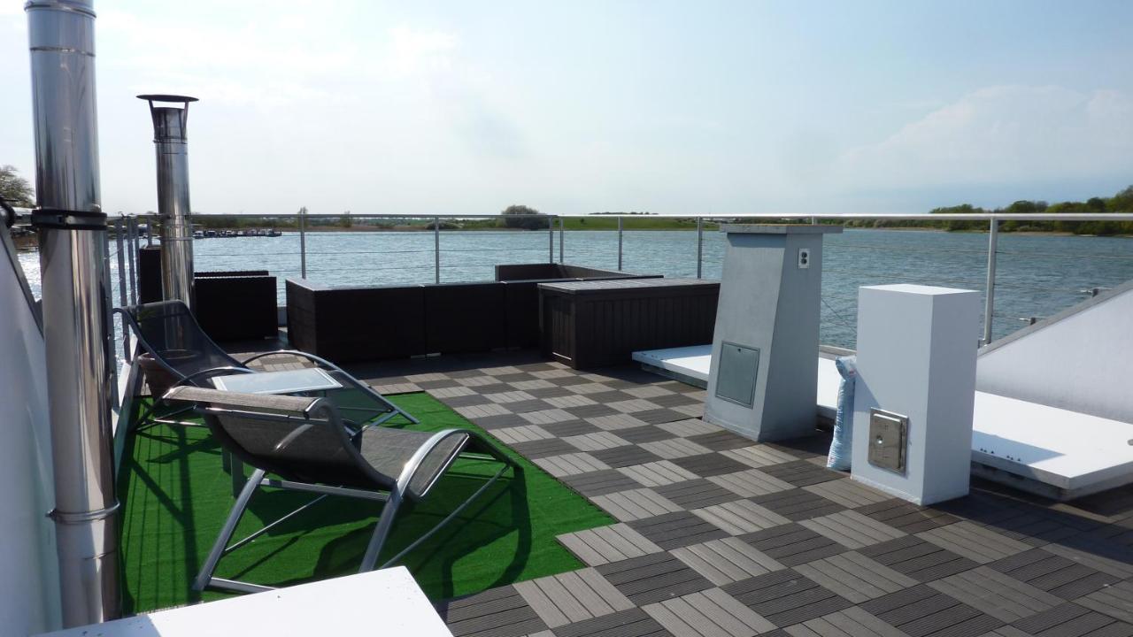 Hausboot Lagoon